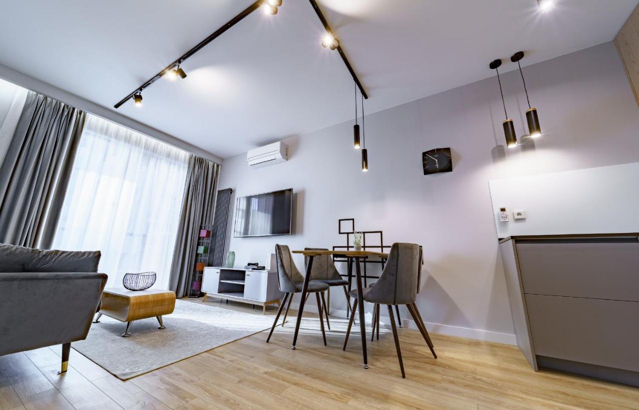 Bright And Charming- Golden Apartments- City Center&S18 Warszawa Exteriör bild