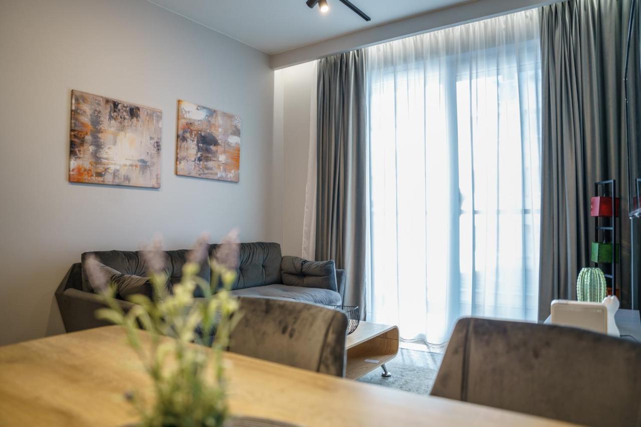 Bright And Charming- Golden Apartments- City Center&S18 Warszawa Exteriör bild