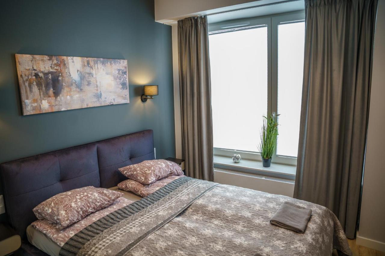Bright And Charming- Golden Apartments- City Center&S18 Warszawa Exteriör bild